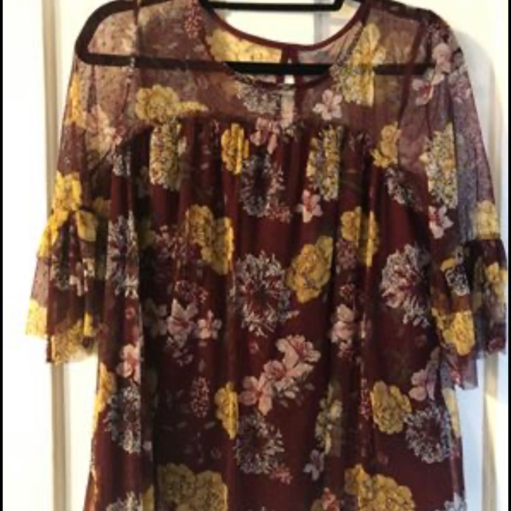 Dark floral blouse - Picture 1 of 3